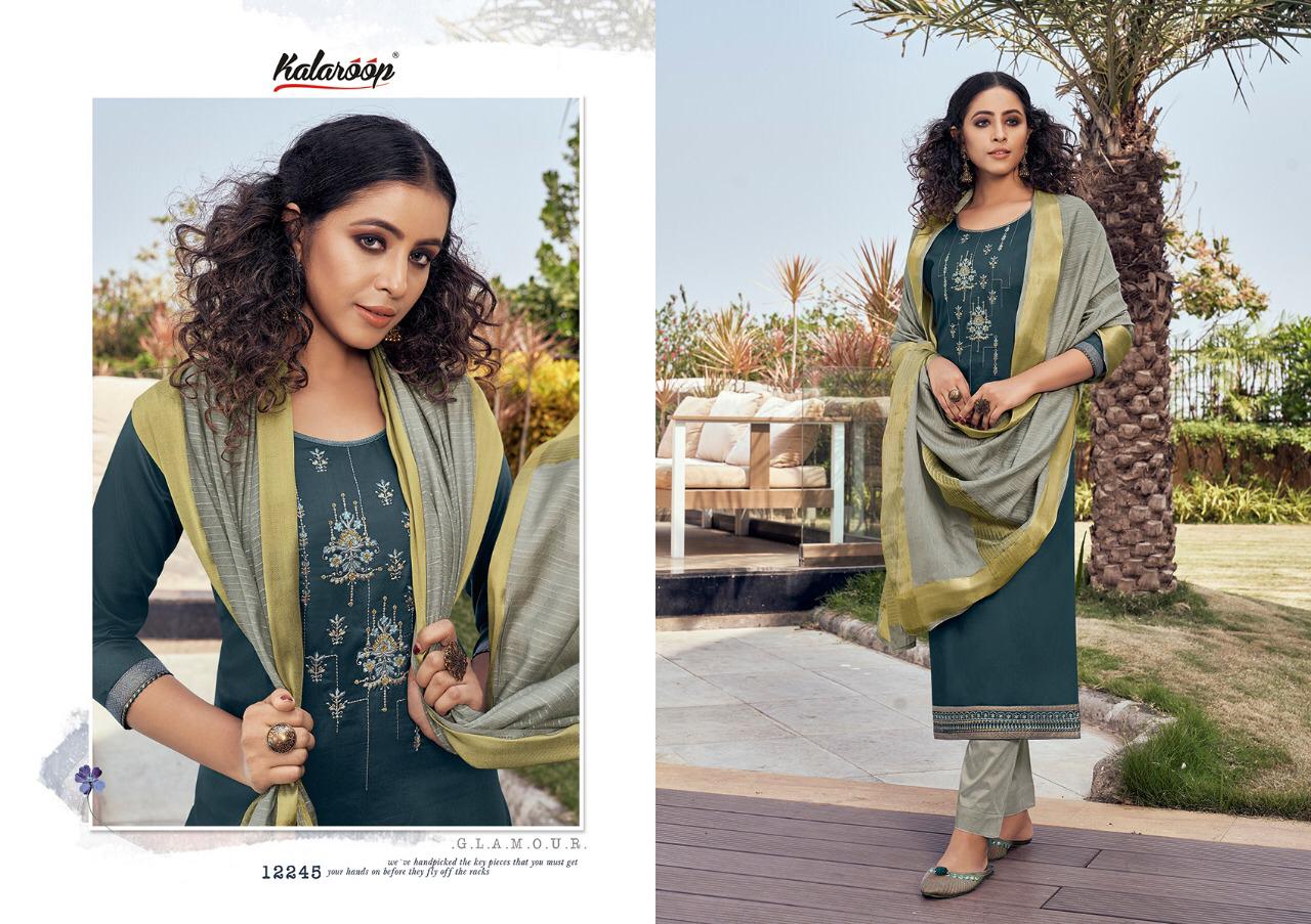 Salwar Kameez With Heavy Look And Beautifull Embroidered Designer Party Wear