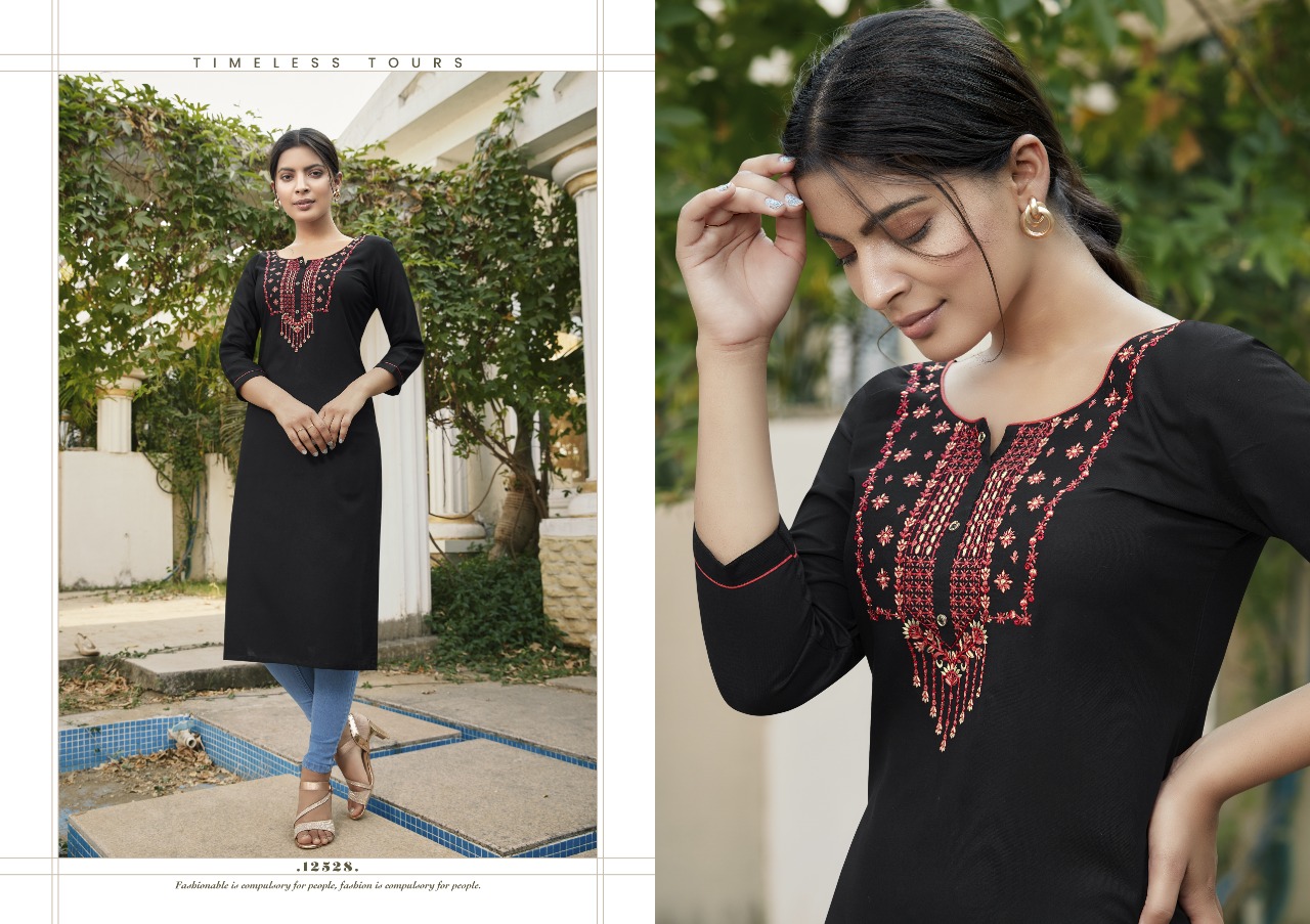 Designer Kurti With Heavy Look And Beautiful Party Wear