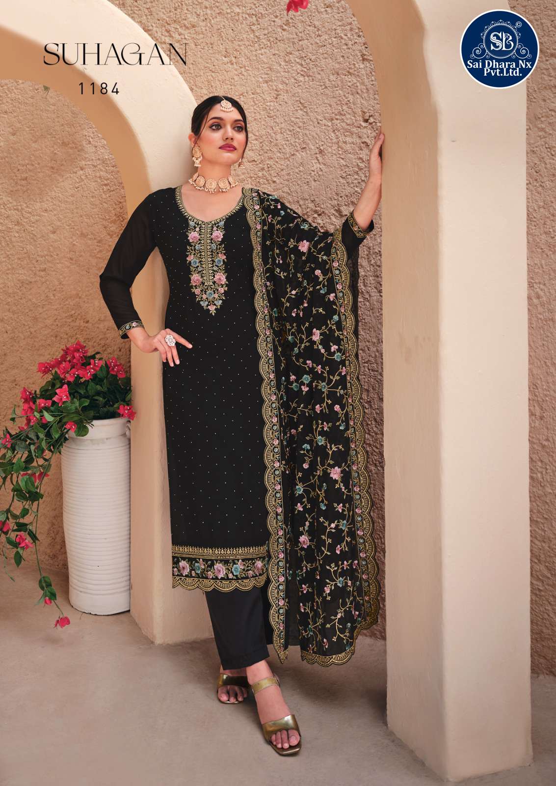 RADHA TRENDZ PRESENTS SHAGUN 2 TONE CATONIC GEORGETTE BASED PAKISTANI SALWAR SUIT WHOLESALE SHOP IN SURAT - SaiDharaNx