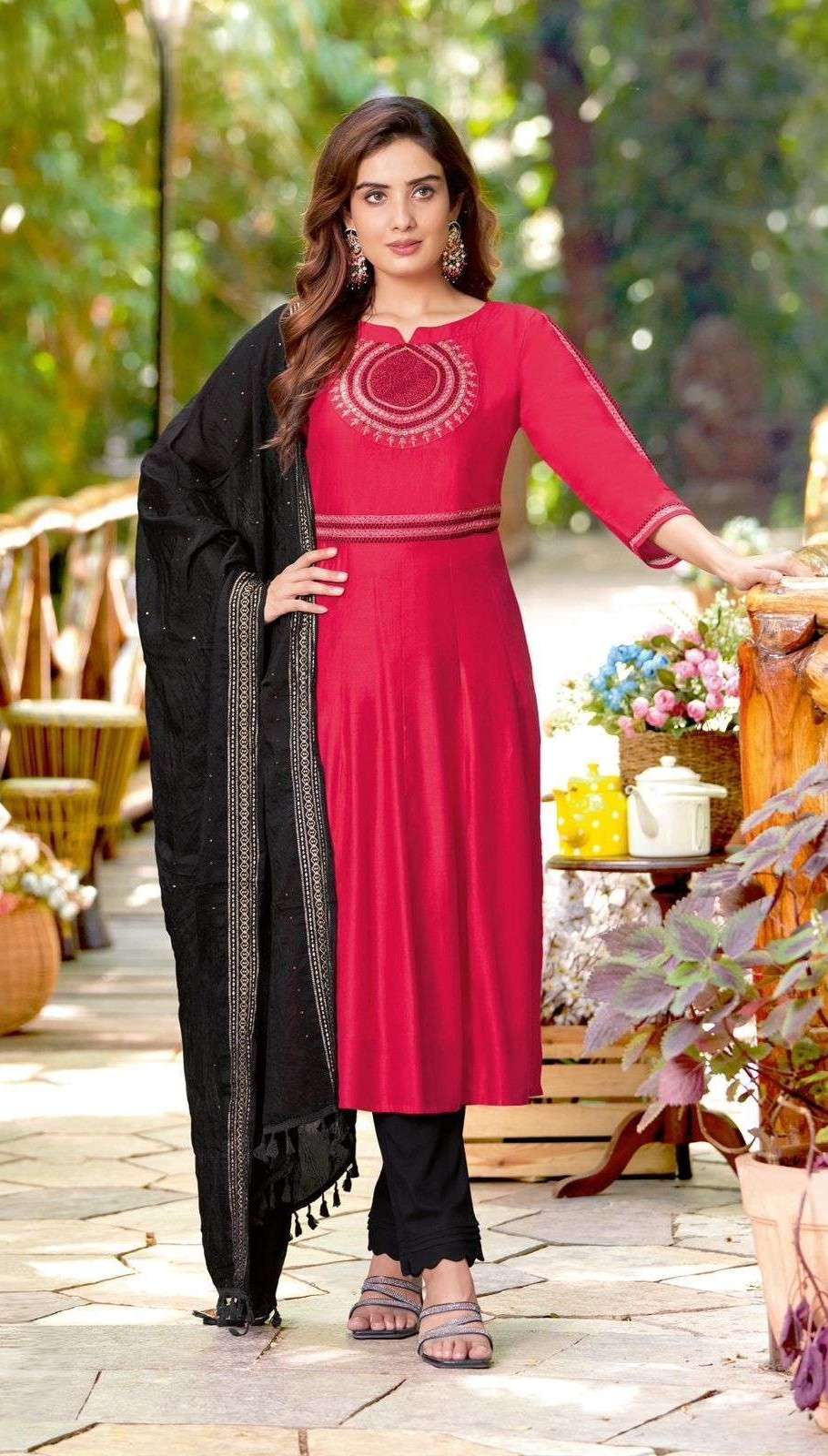 Stylish Rayon Weaving Kurti Set with Handcrafted Embroidery and a Jacquard Viscose Dupatta