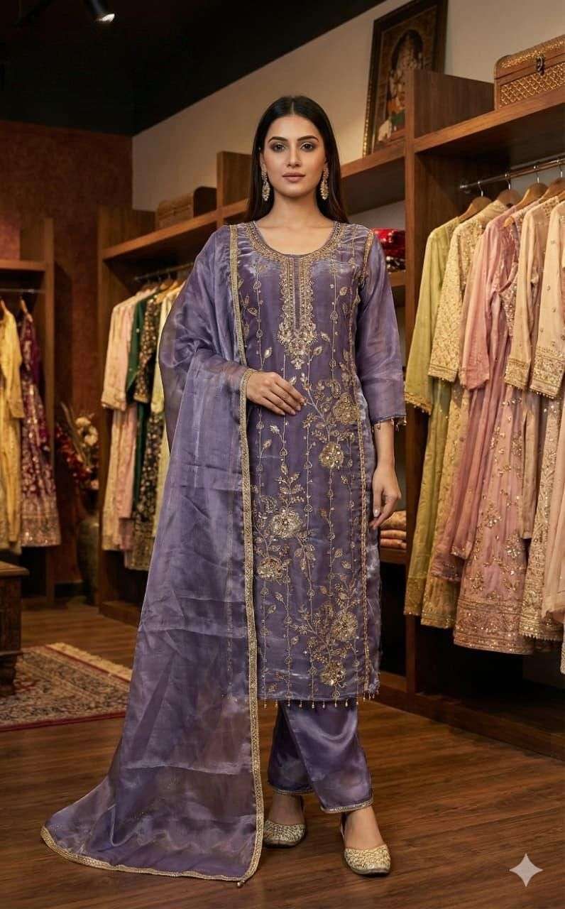 Roman Glass Traditional Suit with Dupatta