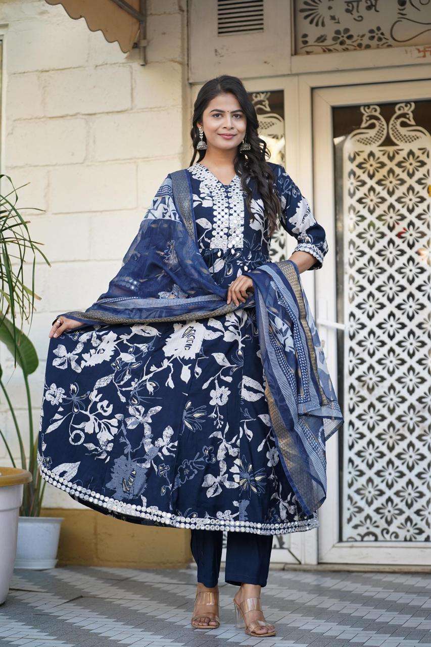 Graceful Vetican Flared Kurta Pant Dupatta Set