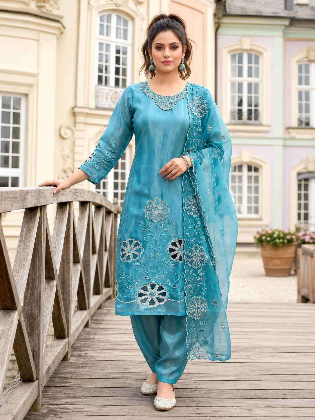 Floral Embroidered Organza Dupatta Suit Set